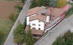 Hotel Regina  4*